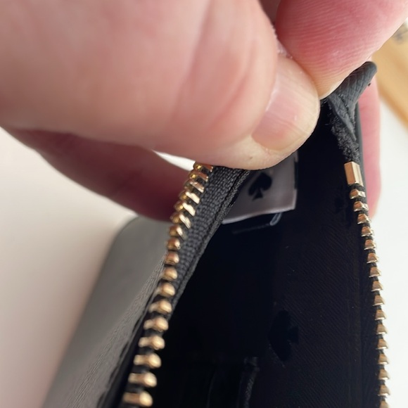 Kate Spade Staci L zip medium clutch wristlet in black saffiano leather - Picture 5 of 6
